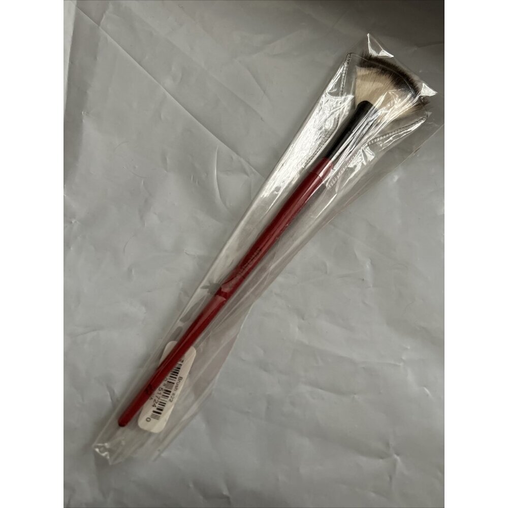 SMASHBOX Camera Ready Fan Brush Full Size New No Box #22